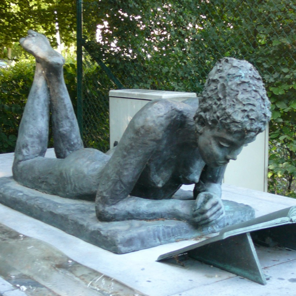 Marabout et sa demoiselle curieuse